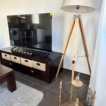 Nouveau - L'ensoleille Terrasse & Atypique - 10 Min Plages - Serenite & Confort - Ideal Famille Parking Et Wifi Gratuit - Speciale Lejlighed *